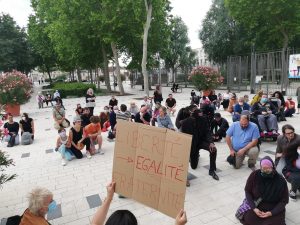 Rassemblement contre les violences policières et le racisme à Montargis